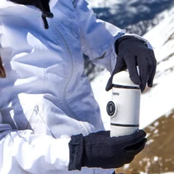 WACACO Nanopresso Tragbare Espressomaschine, Mit Nanopresso-Etui, Upgrade-Version Von Minipresso, Reisekaffeemaschine, Kaffee-To-Go, Manuell Betrieben, Weiß, Nachhaltig -Günstiges Brat Lust Geschäft 2367198c884b6abb03de1d472de3f10a