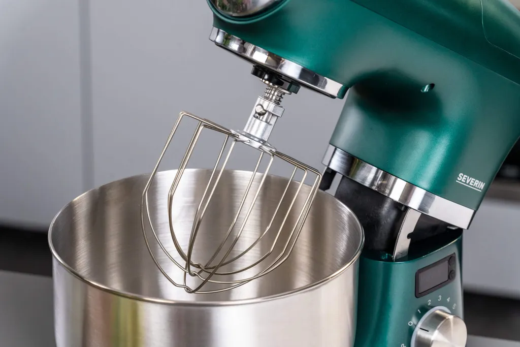 SEVERIN Küchenmaschine - Grün Limited Edition KM 3896 Aus Edelstahl, Matt-Grün Edelstahl Gebürstet Schwarz 5 SEVERIN Küchenmaschine - Grün Limited Edition KM 3896 Aus Edelstahl, Matt-Grün Edelstahl Gebürstet Schwarz – Bild 3