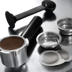 De'Longhi DeLonghi EC685.M Dedica Style Siebträger Espressomaschine Silber -Günstiges Brat Lust Geschäft 5c13b3884fdf666aa81a7d285a0f6f44