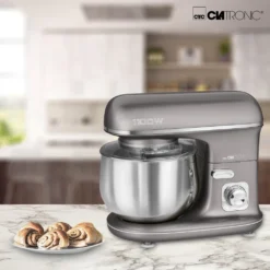 Clatronic Knetmaschine KM 3712 Inkl. Transparentem Spritzschutzdeckel Mit Nachfüllöffnung, 1100 Watt, 5 Liter, Schwenkbarer Multifunktionsarm, Titan -Günstiges Brat Lust Geschäft 7fa5e2995ecab19bc41bec95ee3ec9e4