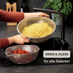 2 Nudelsiebe Aus Edelstahl Mit Mikroperforation - Groß & Klein - Spülmaschinenfest - Standfest - Für Pasta, Obst, Gemüse -Günstiges Brat Lust Geschäft 8f53e3ff1f500e96ad5b56907f05dd77