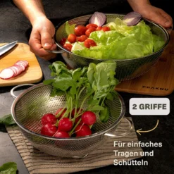 2 Nudelsiebe Aus Edelstahl Mit Mikroperforation - Groß & Klein - Spülmaschinenfest - Standfest - Für Pasta, Obst, Gemüse -Günstiges Brat Lust Geschäft aeb991dc13bc6b446f72dd2223336cb0
