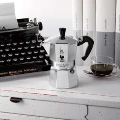 Bialetti Moka Express - 3 Tassen Espressokocher -Günstiges Brat Lust Geschäft ee07eba8e793e9afff4dbf15af6963ac